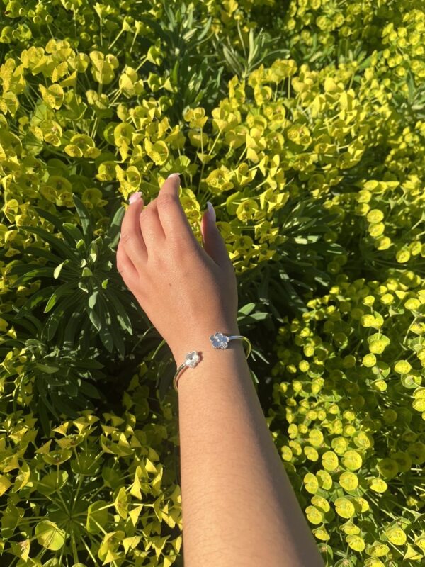 "Lina" Personnalisez votre style avec une touche de couleur et de fleurs. 🌸 – Image 6