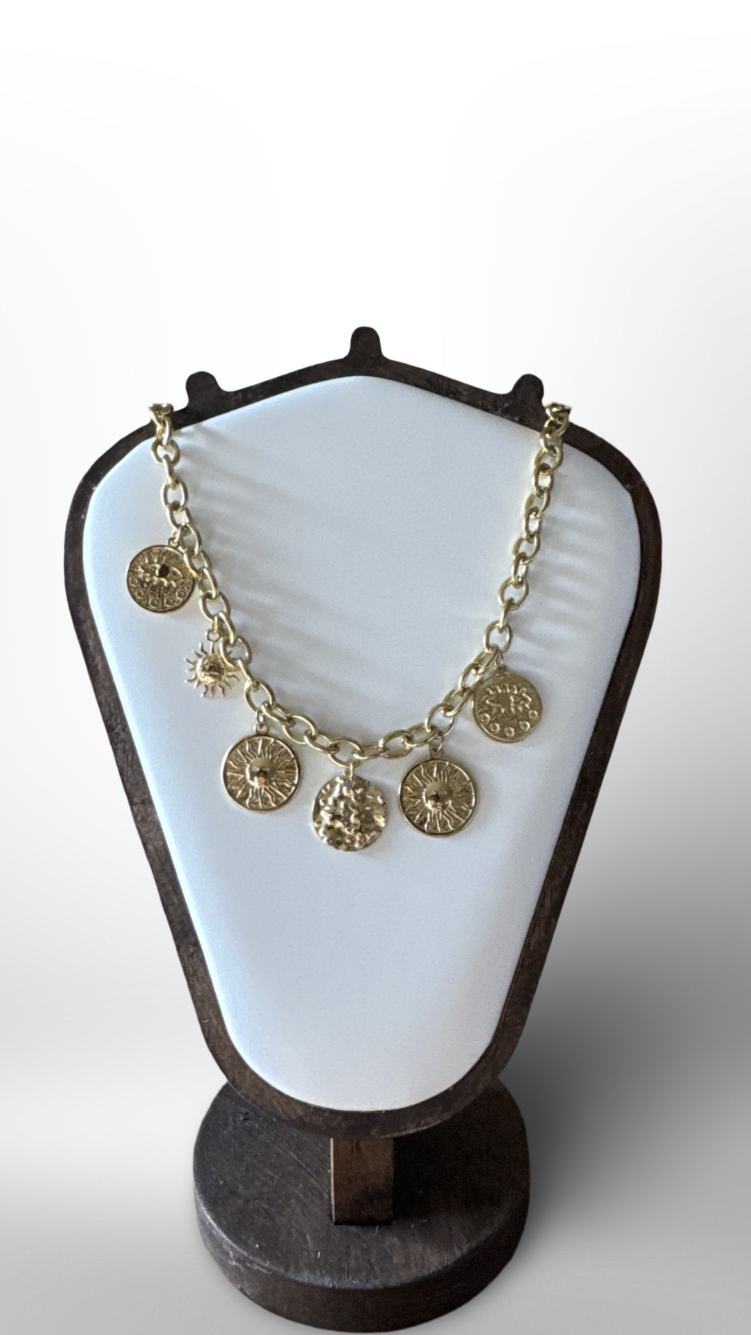 Collier Médailles Solaires – Image 2