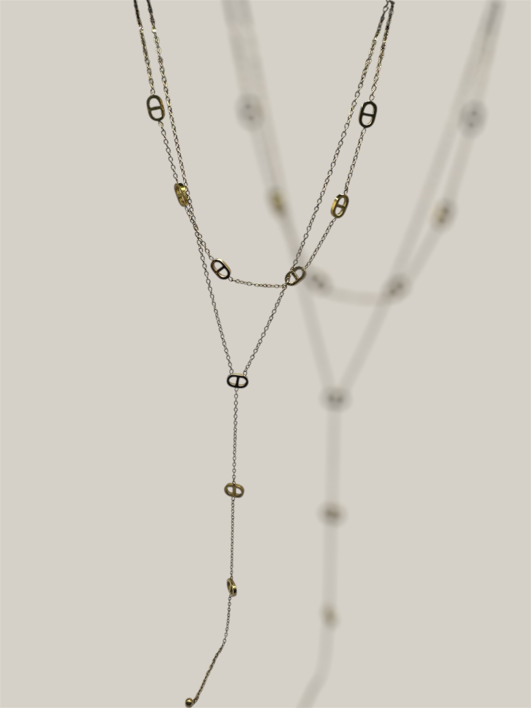 Collier Céleste – Cascade dorée ajourée